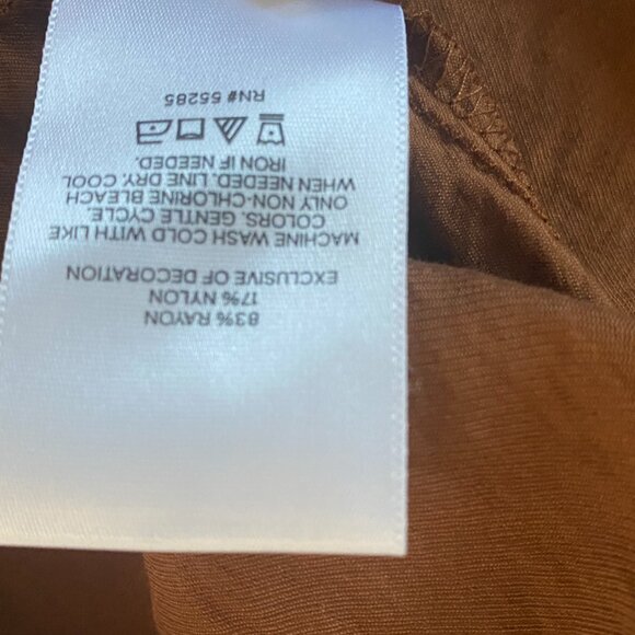 Express Brown Shirt w Detailing Throughout Size Medium - Picture 11 of 13